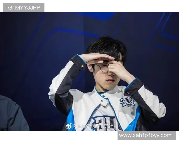 S15LOL世界大师赛特别报道BLG逆袭之旅展现团队精神与实力的完美结合